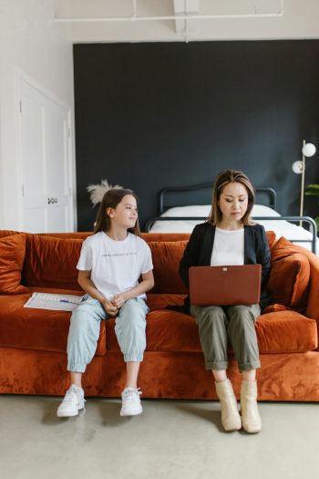 Balancing Work and Parenting at Home: Simple Strategies That Help 2 Work and Parenting